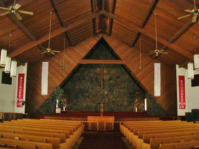 カパアミッショナリー教会の内部
