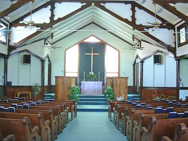 ラハイナ ユナイテッドメソジスト教会の内部