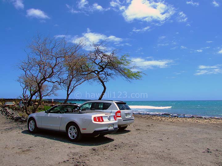 マウイ島の海沿いの駐車場