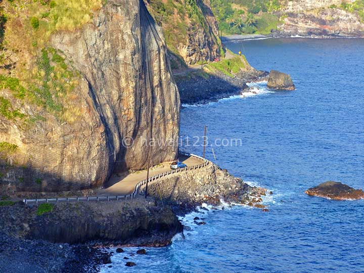 キパフルとカウポの間の海沿いの道路