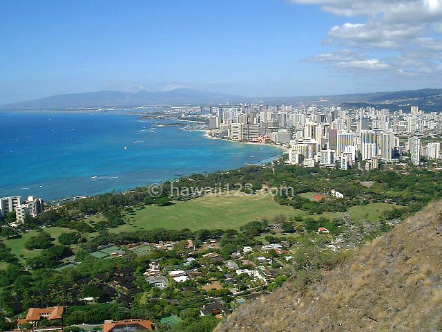 ダイヤモンドヘッド頂上からの絶景