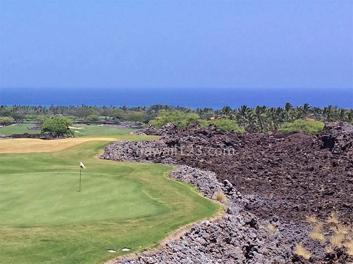 ハワイ島のゴルフコースの溶岩ハザード