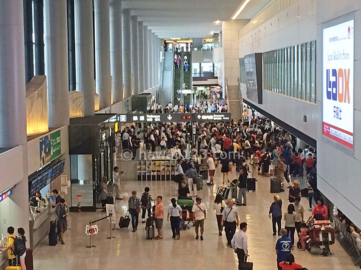 成田空港第1ターミナル南ウイング到着ロビー